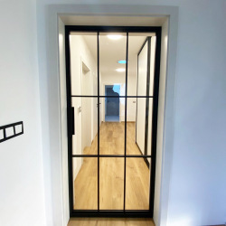 Posuvné dvere pre stavebné...